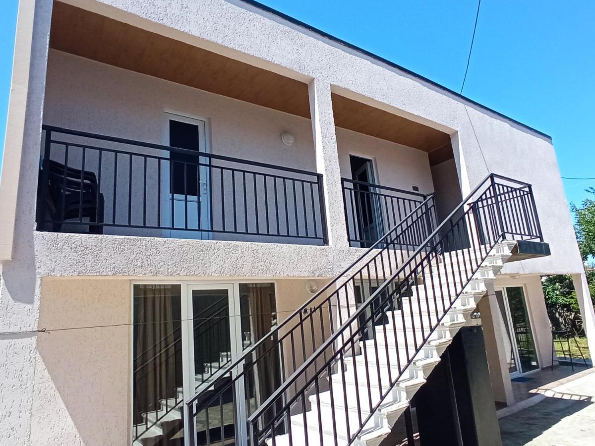 Zaza Hotel Kobuleti Bagian luar foto