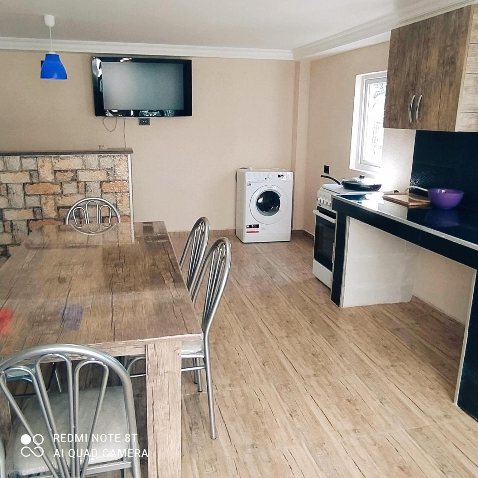 Zaza Hotel Kobuleti Bagian luar foto