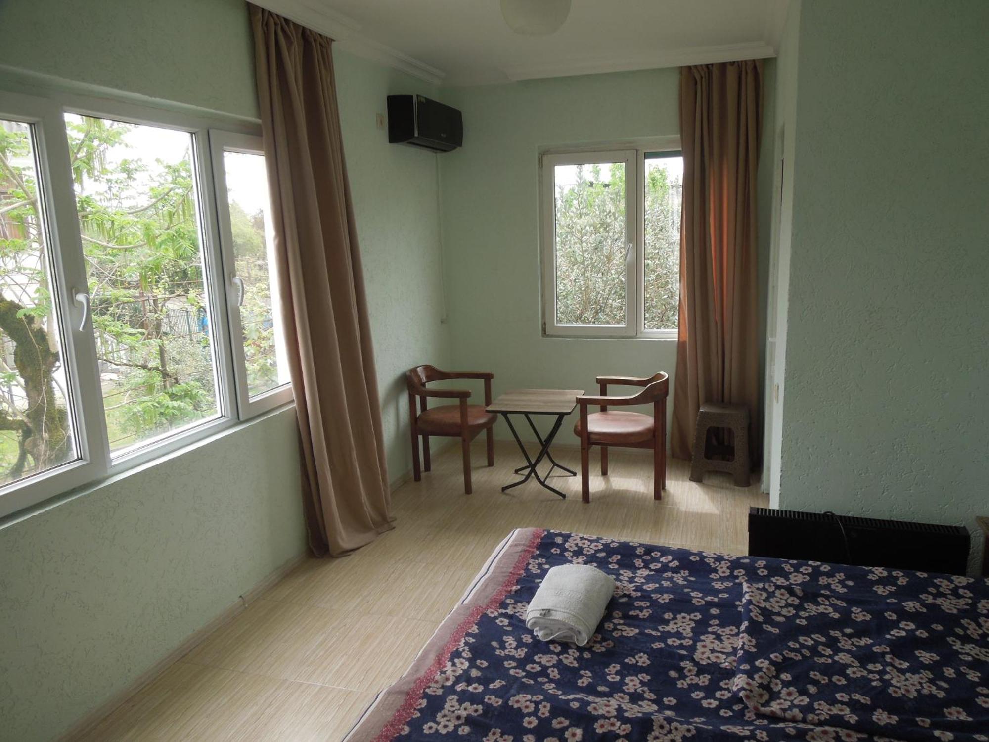 Zaza Hotel Kobuleti Bagian luar foto